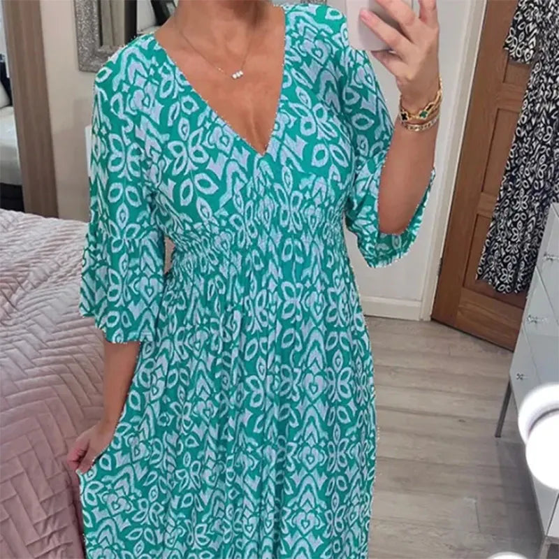 2026 V-neck Floral Seaside Holiday Dress